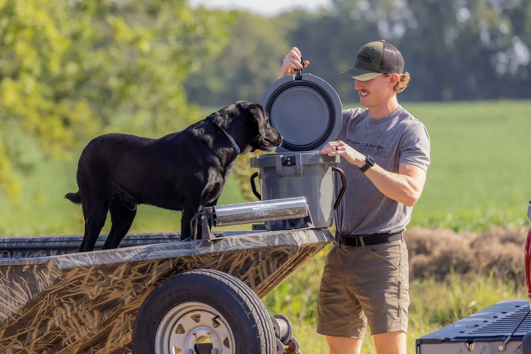 2.5 Gallon Bucket Cooler with Spigot