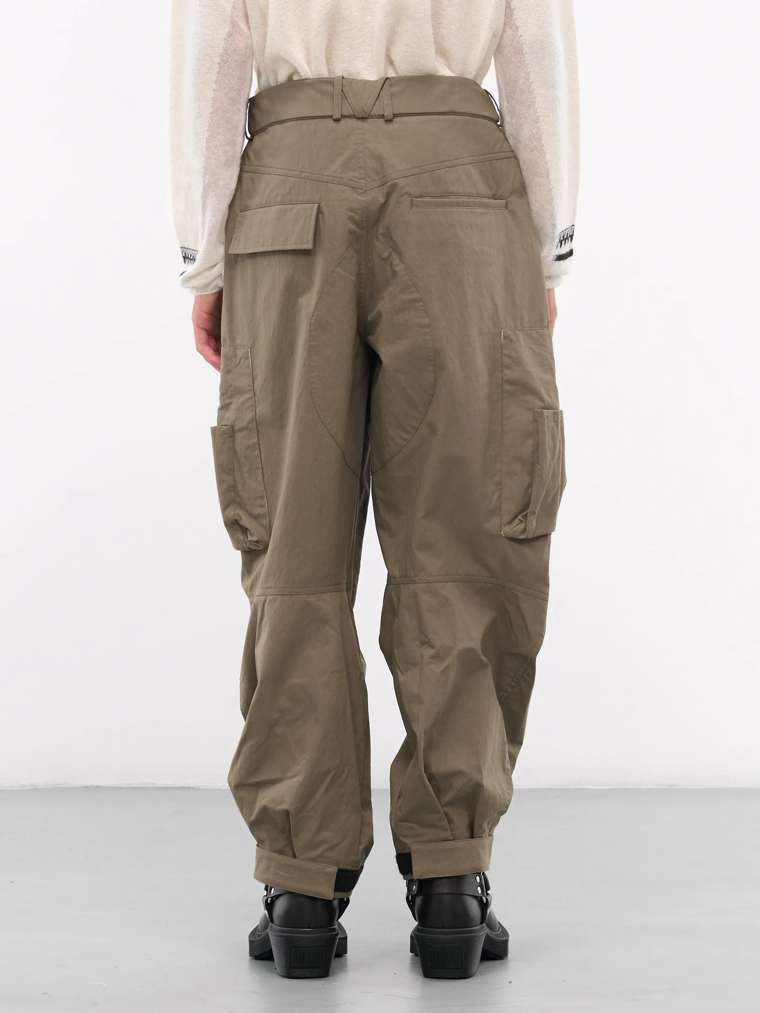 Cotton-Nylon Cargo Pants (24A96MRU27-825-MUD)