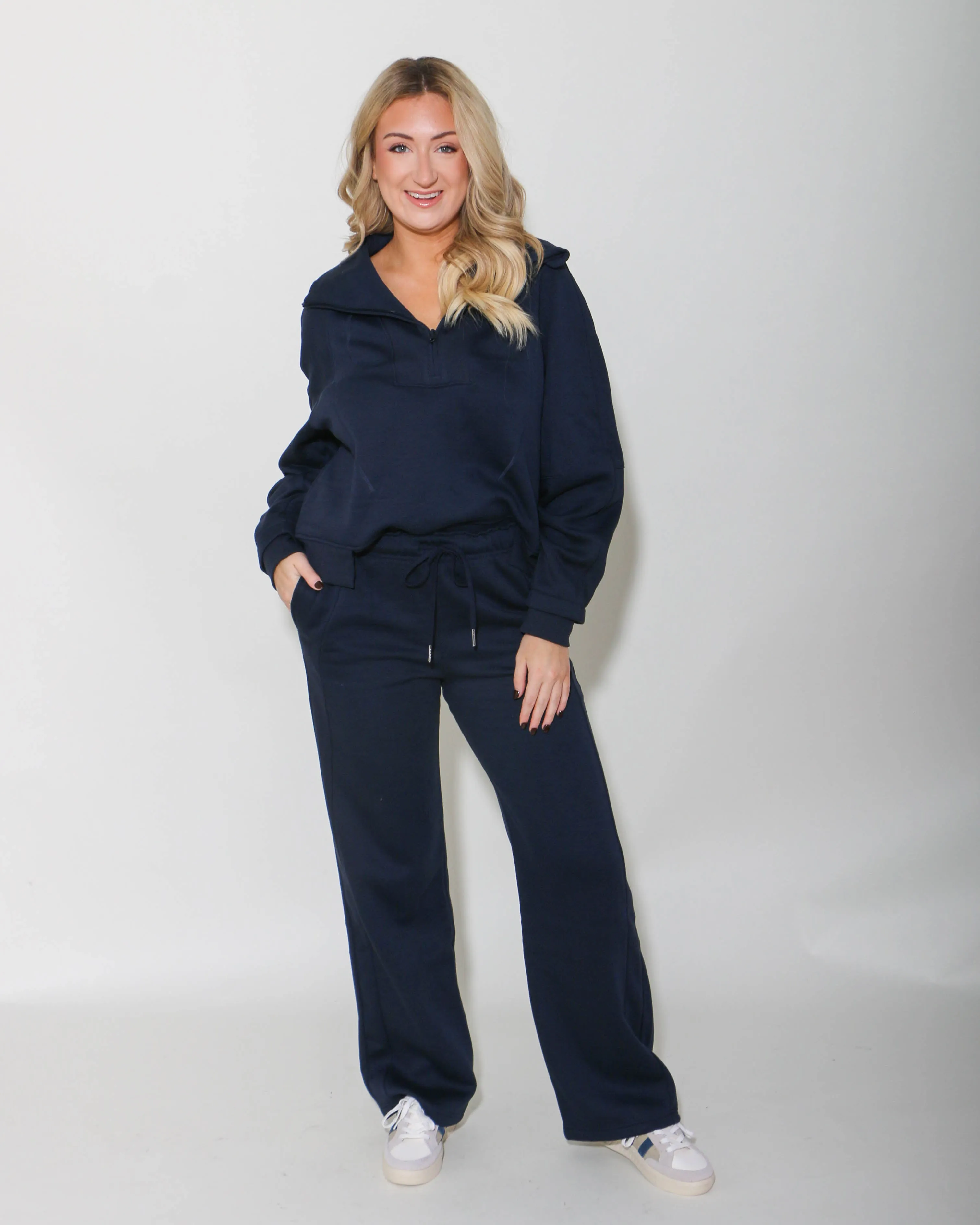 Half Zip Sweatshirt & Pants Set in Midnight