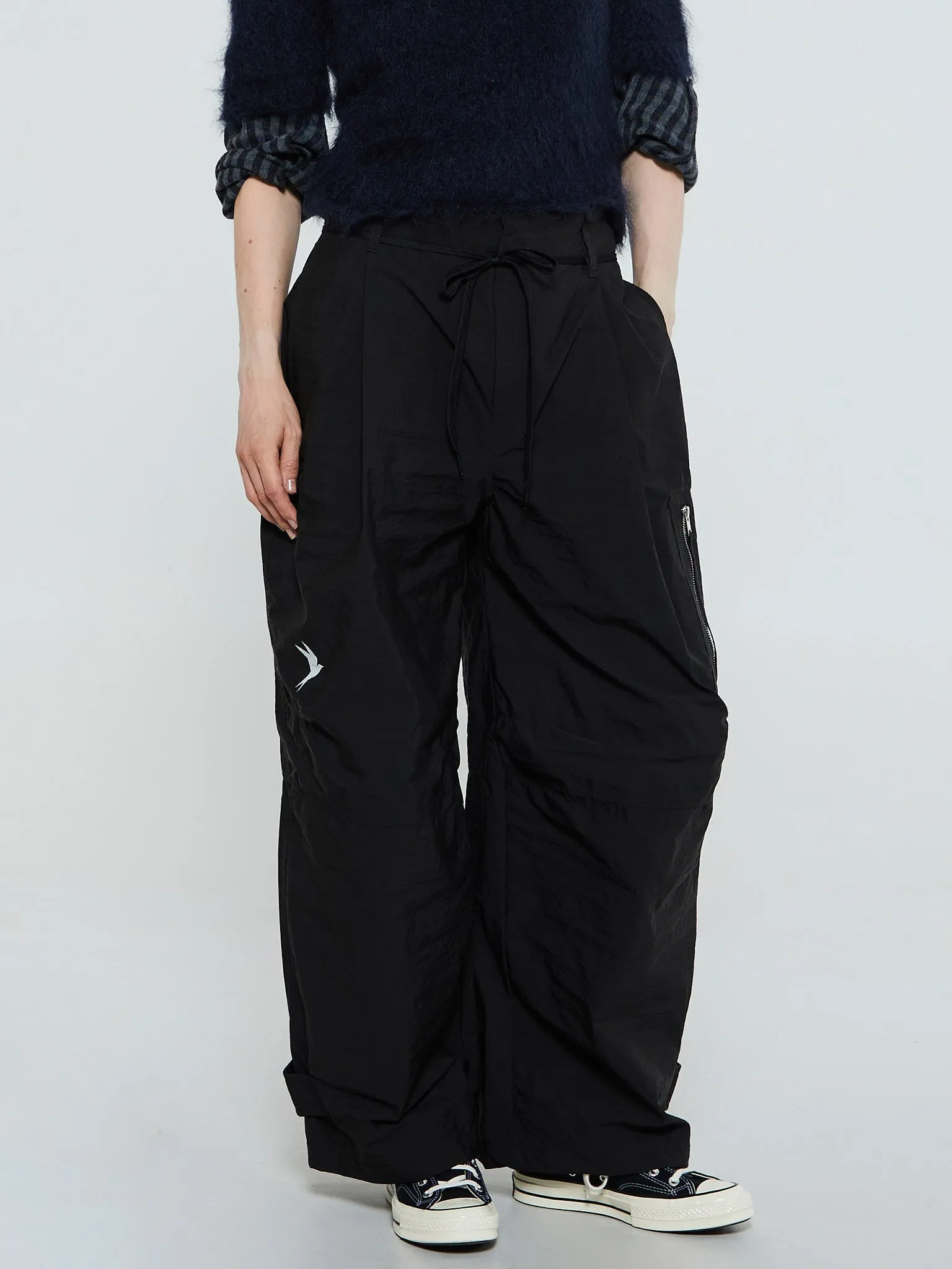 Hringbraut Cargo Pants in Black