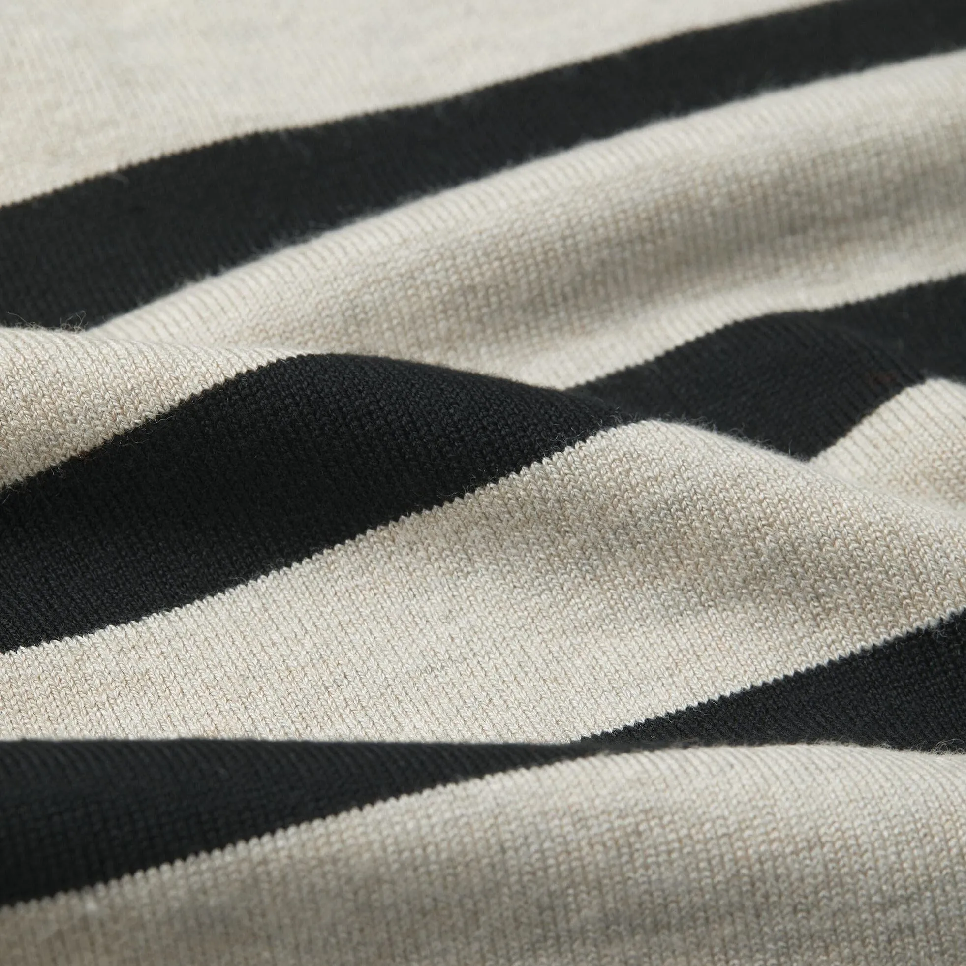 Masai Fasoni Jumper in Beige and Black