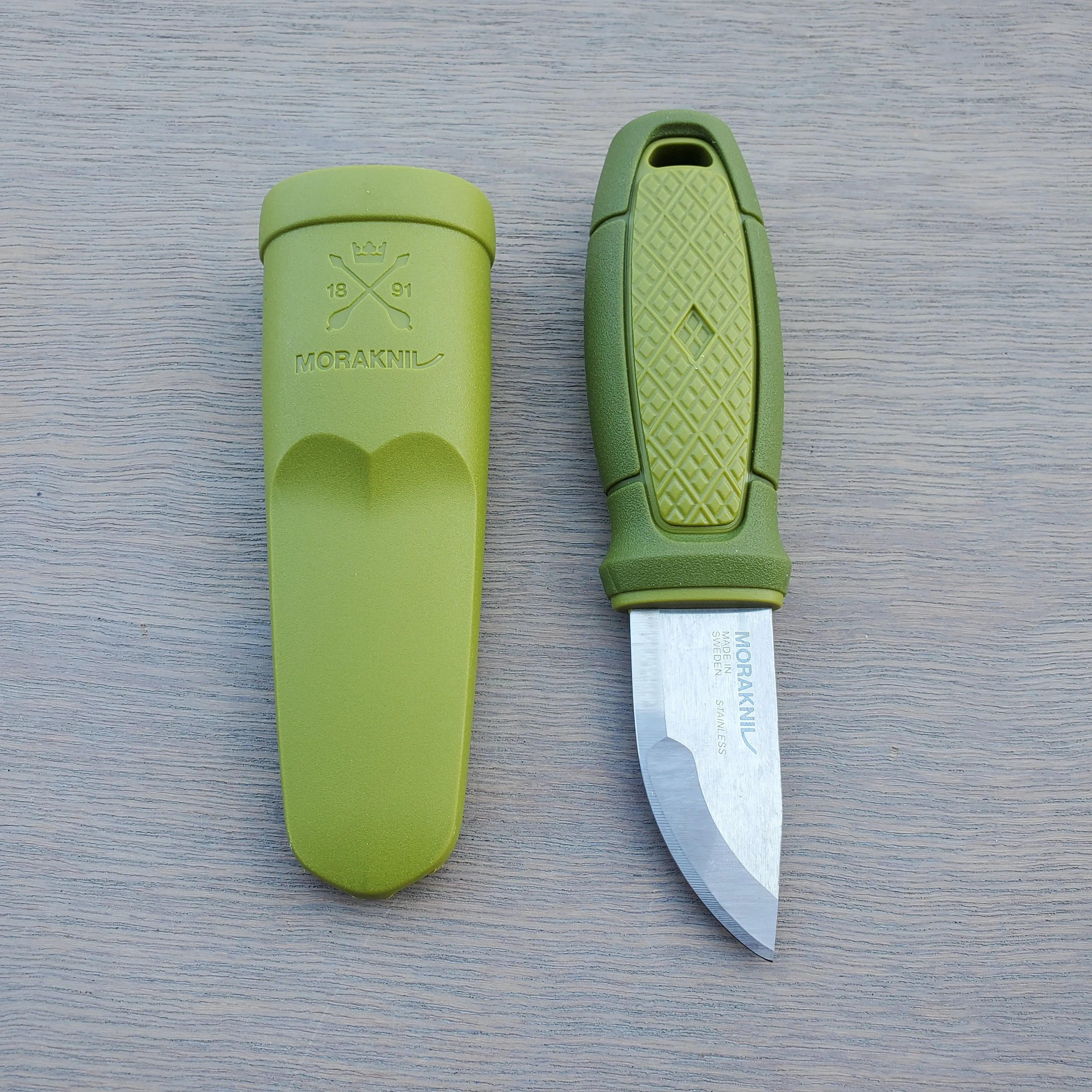 Morakniv Eldris Neck Knife