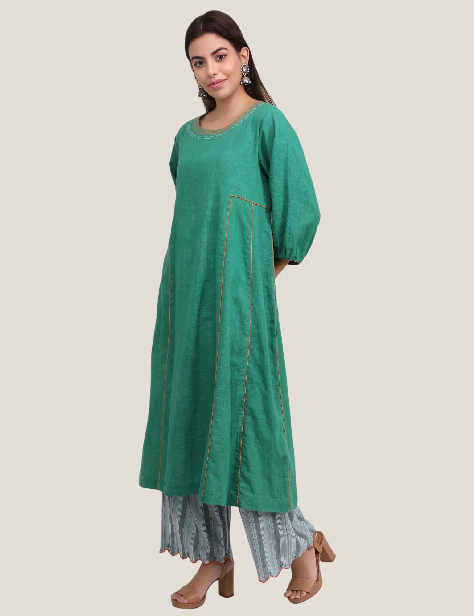 Side Panelled Kurta Set- Green